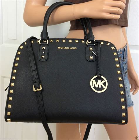 michael kors purses outlet store|michael kors discontinued purses.